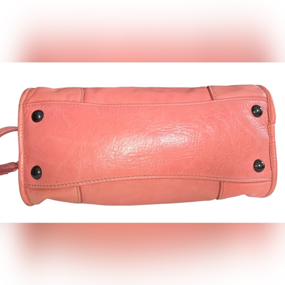 Miu Miu Salmon Pink Leather Bauletto Handbag Satchel - Picture 3 of 16